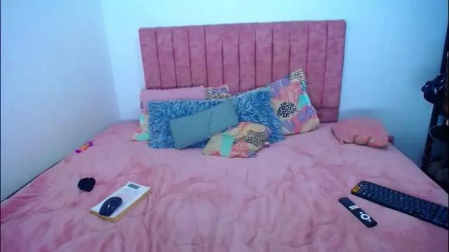 Image 4 of hoot_alicee Stream on Chaturbate on 1 month ago