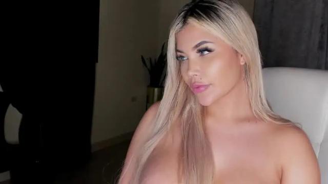Image 8 of hope_daily Stream on Chaturbate on 1 month ago