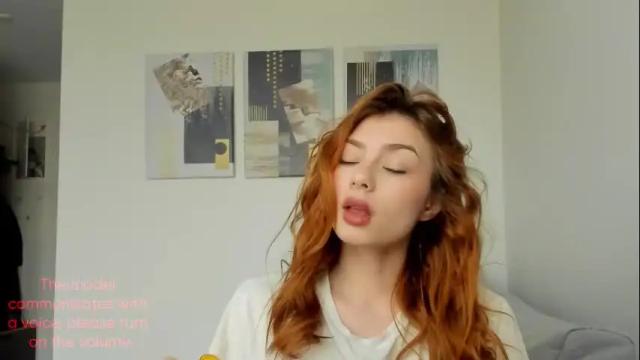 Image 3 of hoppypoppyy Stream on Chaturbate on 4 months ago