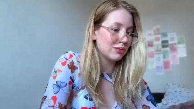 Image 6 of horney_audrey Stream on Chaturbate on 1 month ago