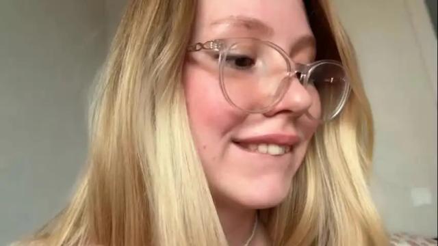 Image 10 of horney_audrey Stream on Chaturbate on 14 days ago