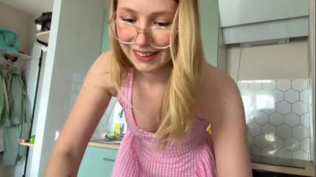 Image 8 of horney_audrey Stream on Chaturbate on 5 days ago
