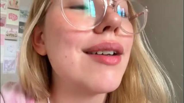 Image 10 of horney_audrey Stream on Chaturbate on 2 months ago