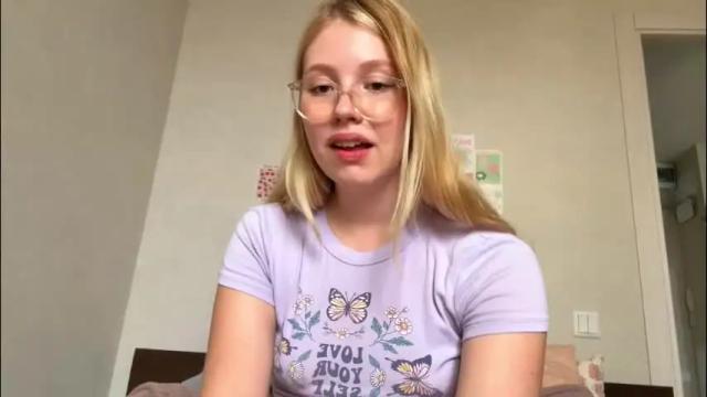Image 10 of horney_audrey Stream on Chaturbate on 1 month ago