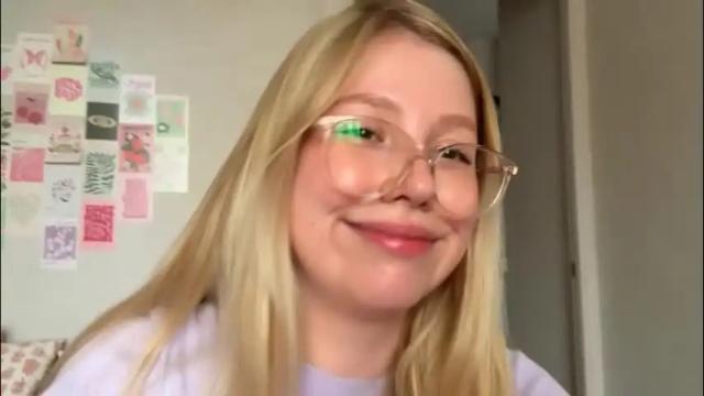 Image 3 of horney_audrey Stream on Chaturbate on 1 month ago