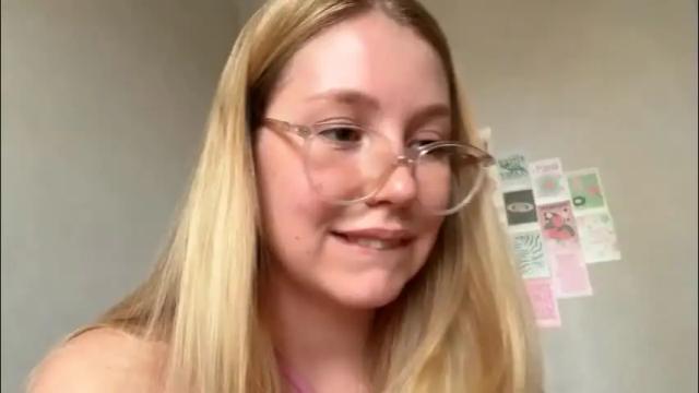 Image 4 of horney_audrey Stream on Chaturbate on 19 days ago