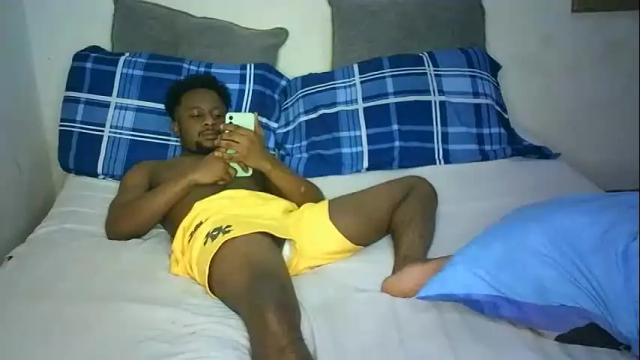Image 7 of hornny4amani Stream on Chaturbate on 13 days ago