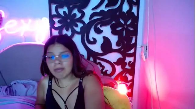 Image 4 of horny_babyss Stream on Chaturbate on 1 month ago