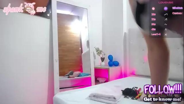 Image 2 of horny_juliettee Stream on Chaturbate on 2 months ago