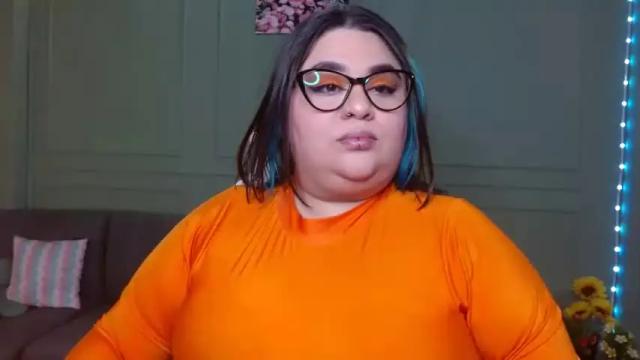 Image 8 of horny_neighbors_ Stream on Chaturbate on 19 months ago