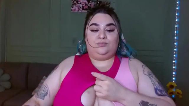 Image 8 of horny_neighbors_ Stream on Chaturbate on 13 months ago