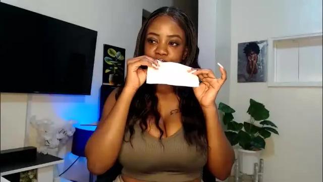 Image 12 of horny_princcess Stream on Chaturbate on 2 months ago