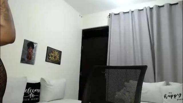 Image 7 of horny_princcess Stream on Chaturbate on 1 day ago