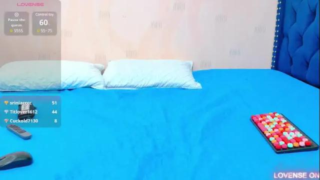 Image 8 of hornybarelylegalgirl Stream on Chaturbate on 1 month ago