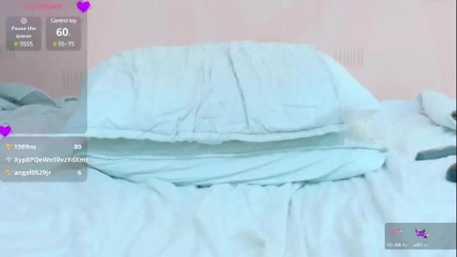 Image 11 of hornybarelylegalgirl Stream on Chaturbate on 8 days ago