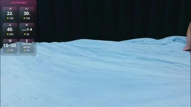 Image 10 of hornybarelylegalgirl Stream on Chaturbate on 1 month ago