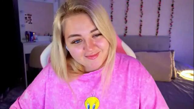 Image 10 of hornycakee Stream on Chaturbate on 3 months ago