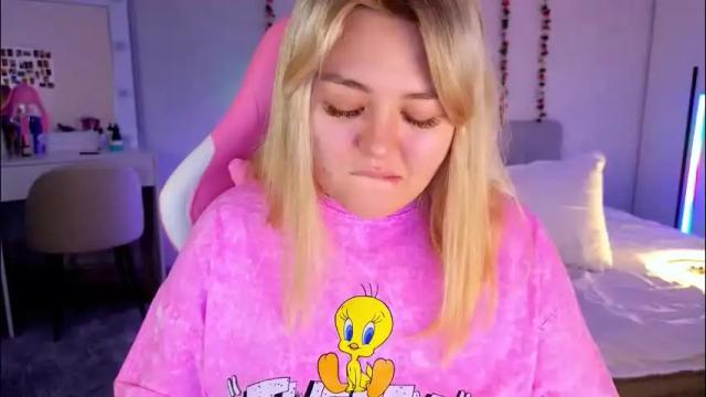 Thumbnail 2, hornycakee's Stream at Chaturbate, 2 months ago