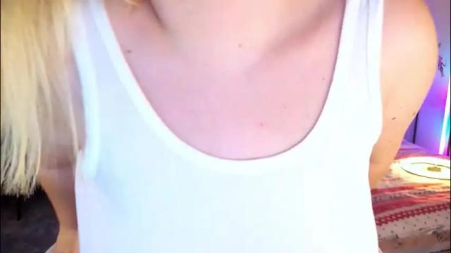 Image 3 of hornycakee Stream on Chaturbate on 27 days ago