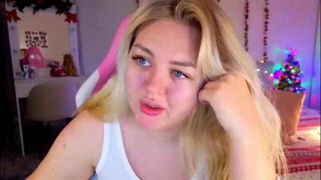 Image 6 of hornycakee Stream on Chaturbate on 21 days ago