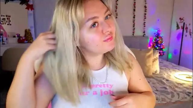 Image 12 of hornycakee Stream on Chaturbate on 11 days ago