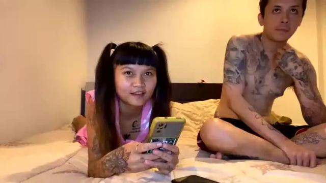 Image 3 of hornycouple69292313 Stream on Chaturbate on 21 months ago