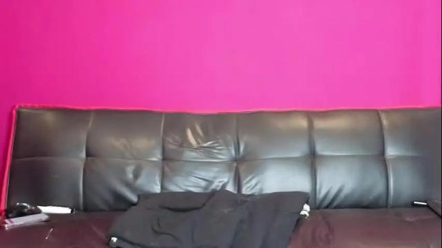 Image 8 of hornycurvybabe Stream on Chaturbate on 1 month ago