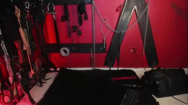 Image 6 of hornydahiana Stream on Chaturbate on 20 days ago