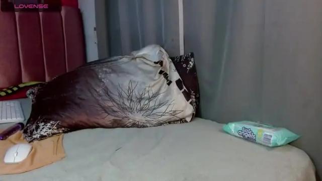 Image 7 of hornymara99 Stream on Chaturbate on 19 months ago