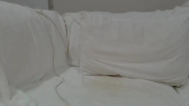 Image 10 of hornypetitegirl77 Stream on Chaturbate on 19 months ago