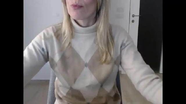 Image 2 of hornyssima Stream on Chaturbate on 1 month ago