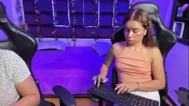 Thumbnail 1, hornyy_mom's Stream at Chaturbate, 1 month ago