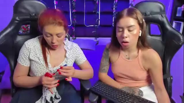 Image 8 of hornyy_mom Stream on Chaturbate on 1 month ago