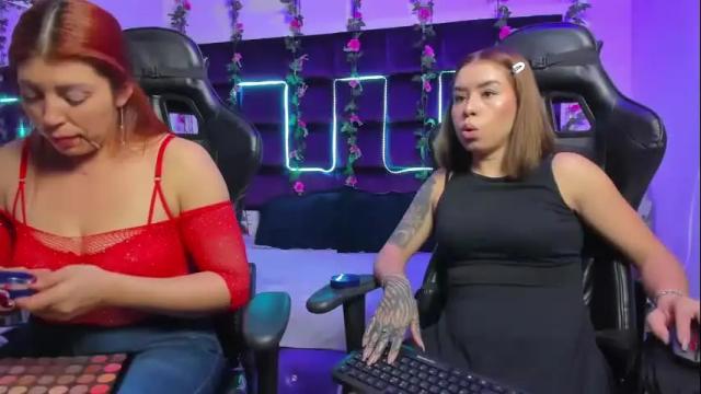 Image 11 of hornyy_mom Stream on Chaturbate on 24 days ago