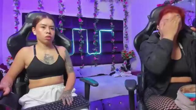 Image 10 of hornyy_mom Stream on Chaturbate on 15 days ago