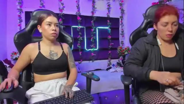 Image 12 of hornyy_mom Stream on Chaturbate on 15 days ago