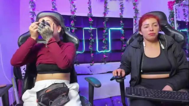 Image 4 of hornyy_mom Stream on Chaturbate on 15 days ago