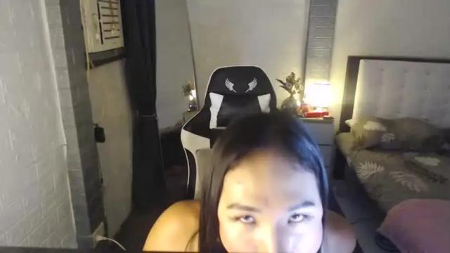 Image 3 of hornyyna02 Stream on Chaturbate on 13 months ago