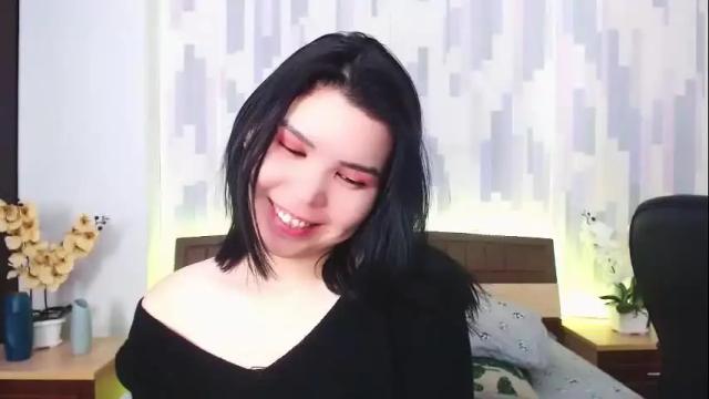 Image 2 of horrymia Stream on Chaturbate on 17 months ago