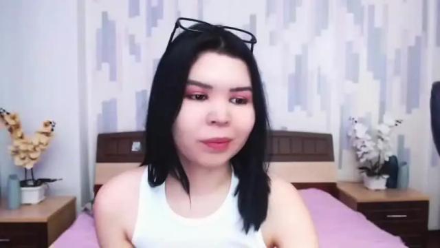 Image 4 of horrymia Stream on Chaturbate on 16 months ago