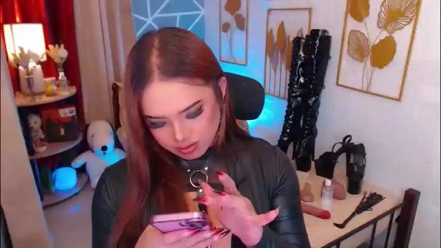 Image 2 of horsecockivy Stream on Chaturbate on 4 months ago