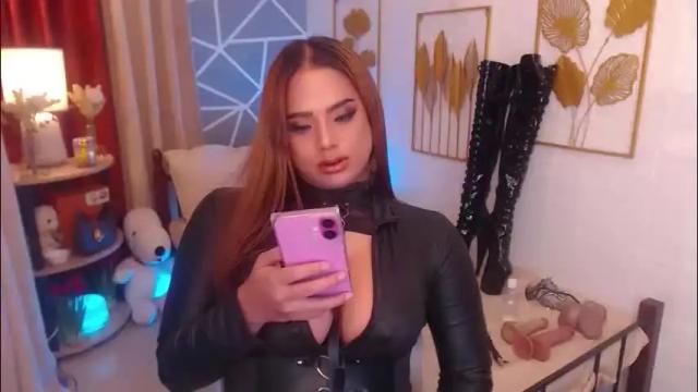 Image 8 of horsecockivy Stream on Chaturbate on 3 months ago