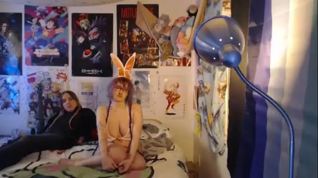 Image 7 of horseknees Stream on Chaturbate on 14 months ago