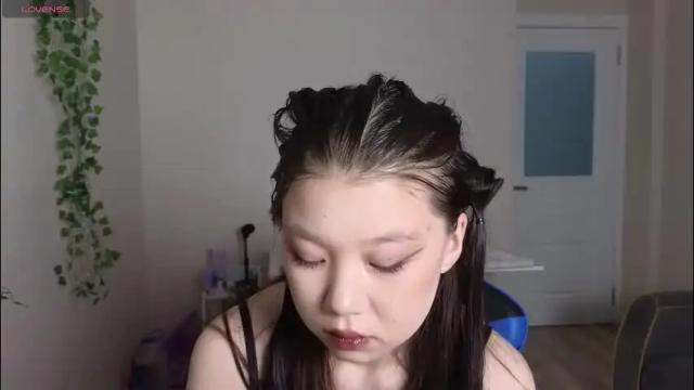 Image 3 of hosina_sayeri Stream on Chaturbate on 2 months ago