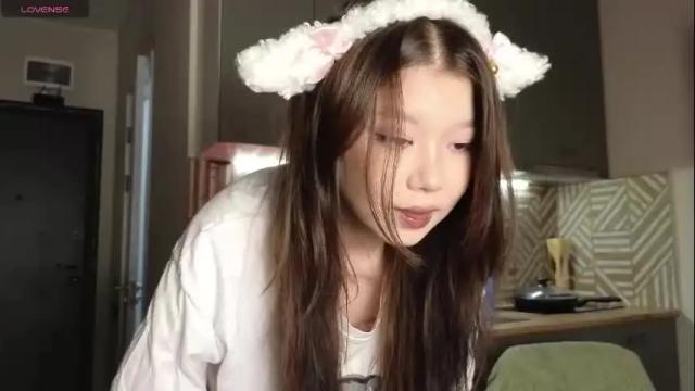 Image 7 of hosina_sayeri Stream on Chaturbate on 1 month ago