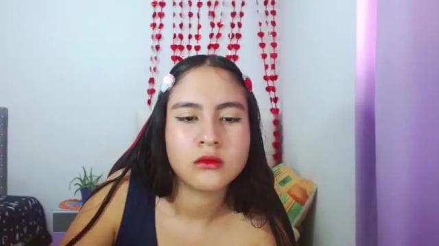 Image 3 of hot_18_secret Stream on Chaturbate on 20 months ago
