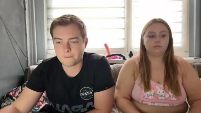 Image 7 of hot___________couple Stream on Chaturbate on 17 months ago