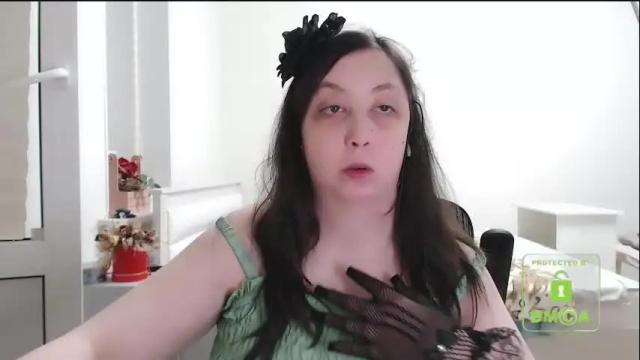Image 3 of hot_and_pretty Stream on Chaturbate on 1 month ago