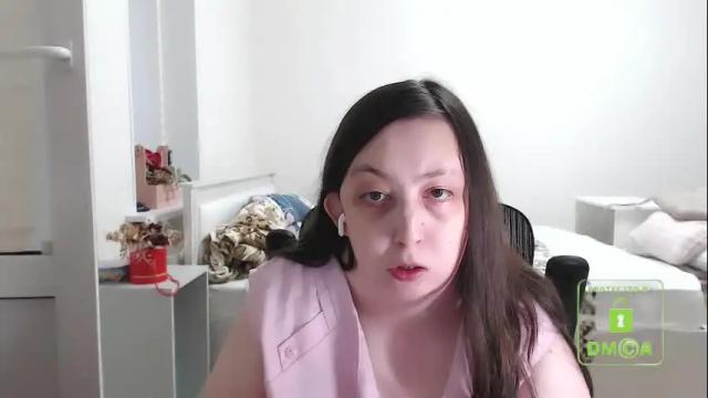 Image 3 of hot_and_pretty Stream on Chaturbate on 14 days ago