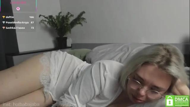 Image 11 of hot_babayaga Stream on Chaturbate on 27 days ago